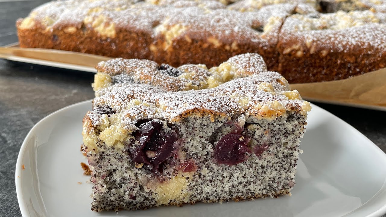 ОЧЕНЬ вкусно! Это лучший торт, который я когда-либо ел! Сочный маково-вишневый тортик 😍 P&S