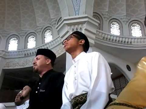Eid ul-Fitr Salaat 1432-2011 in Mecca 'TAKBIR'  Doovi