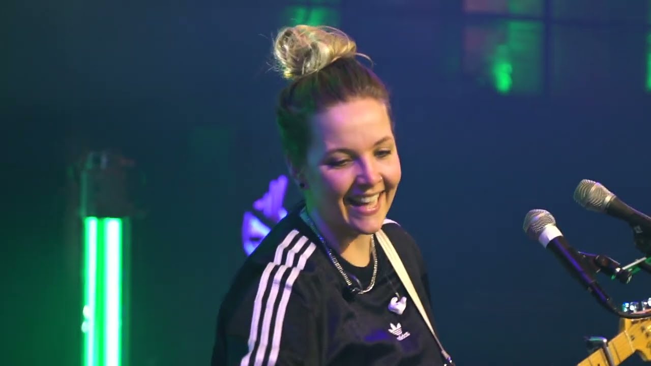 CYNN - on the run (Official Video)