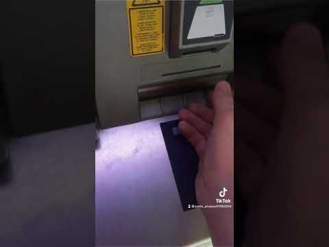 Банкомат забрал деньги и не отдаёт