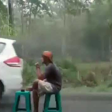 Story WA Hujan Sudah Reda Namun Banjirnya Masih Tersisa