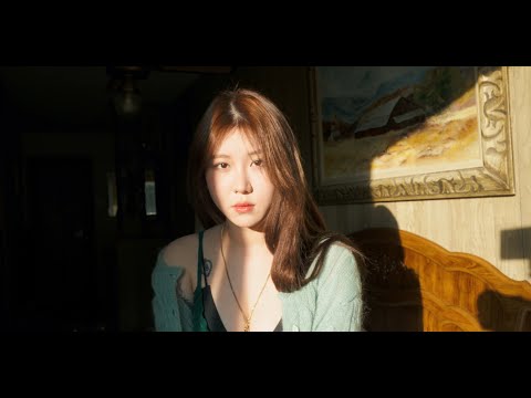 백예린 (Yerin Baek) - 'Big world' M/V