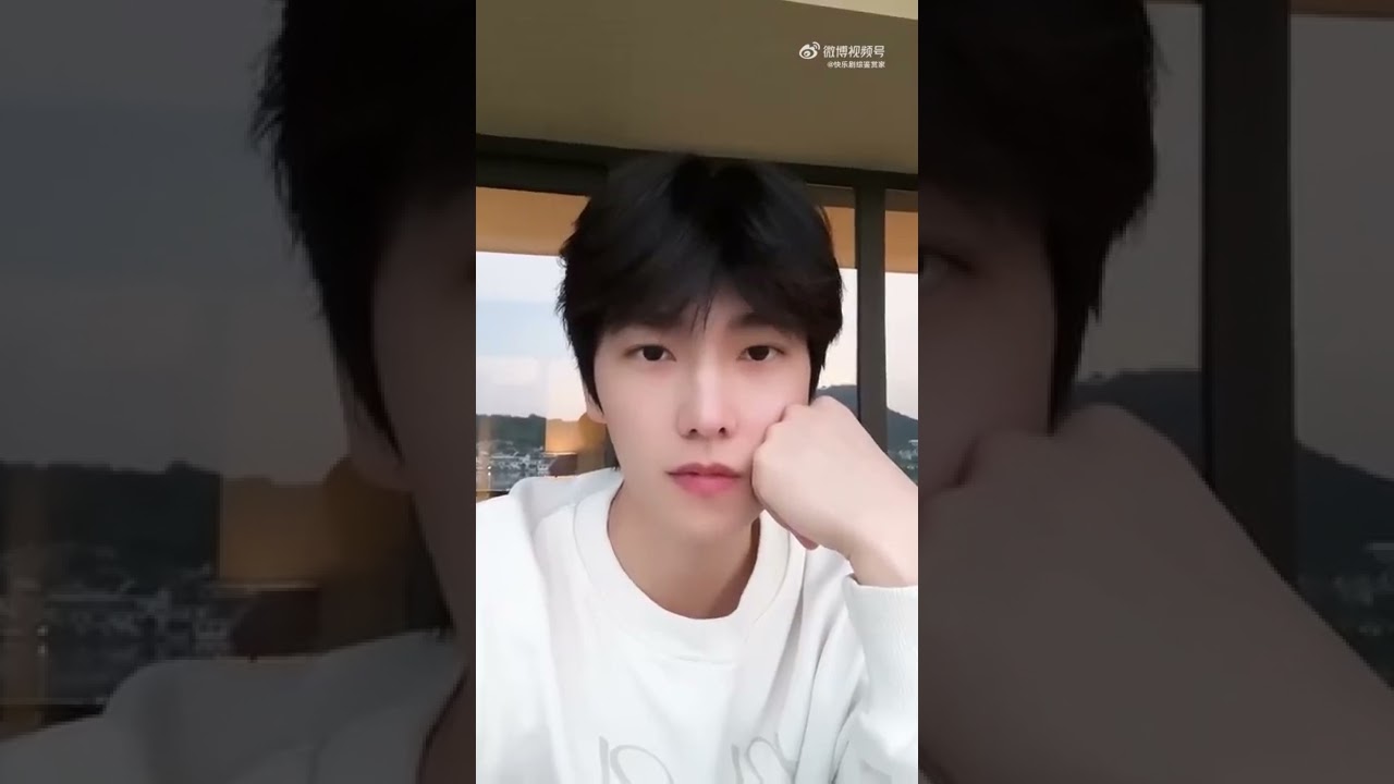 Yang Yang's latest cross-dressing video