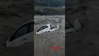 Kullu Manali - Car Flot in Flooded River Water