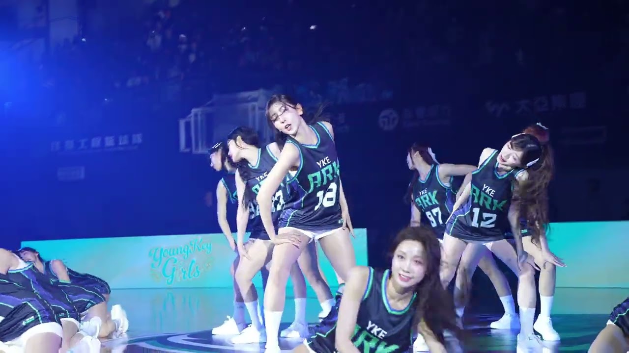 洋基女孩四皇降臨 全員到齊 睦那京 李素敏 崔洪邏 朴淡備 洋基工程開場舞