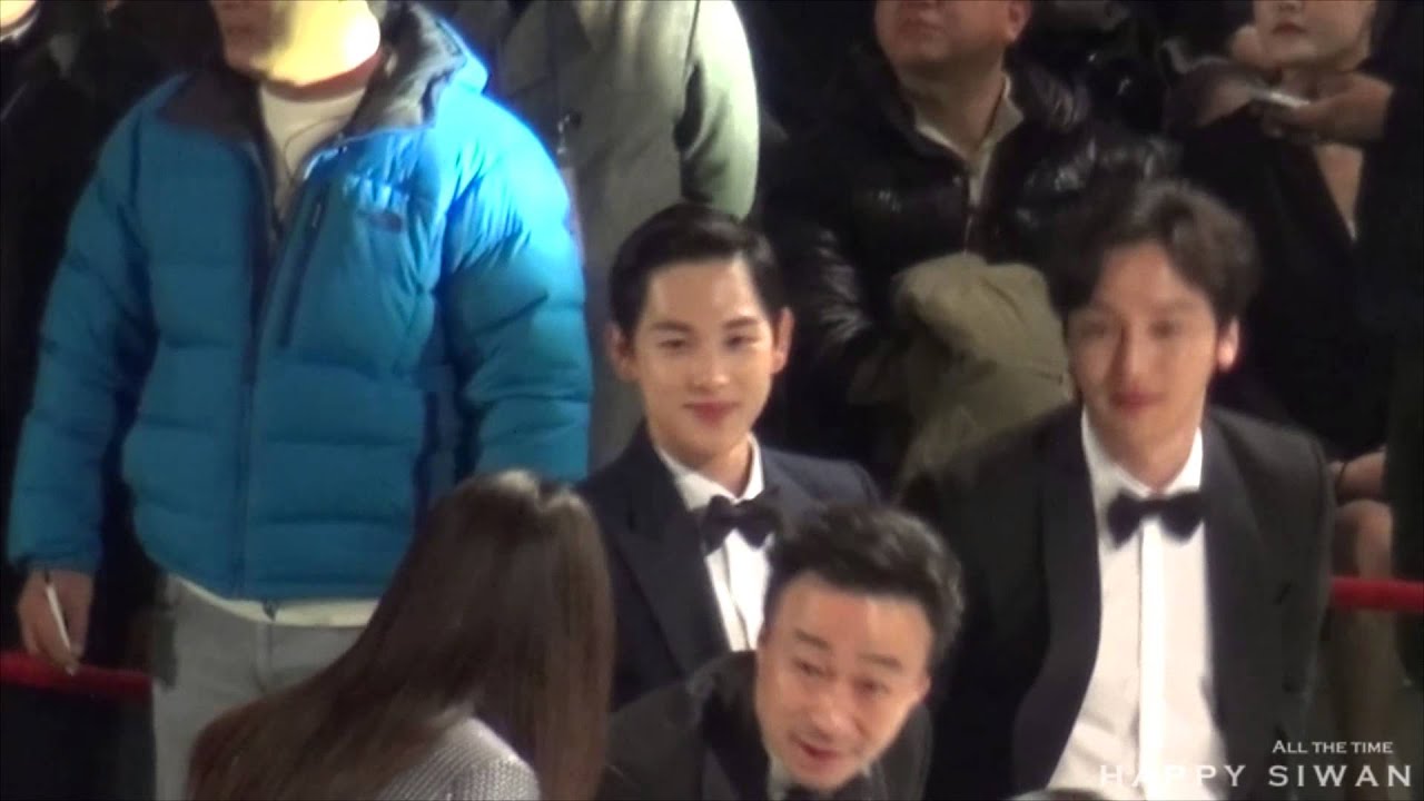 151128APAN STAR AWARDS 방송시작전 임시완mp4