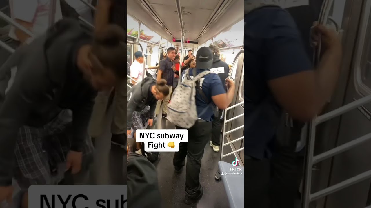 NYC subway fight 👊 #nyc #like #comment  #subscribe #subway #mta #fight  full video uploaded on page
