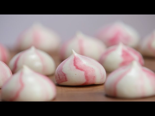 Low Calorie Vegan Aquafaba Meringues Recipe Glow Youtube