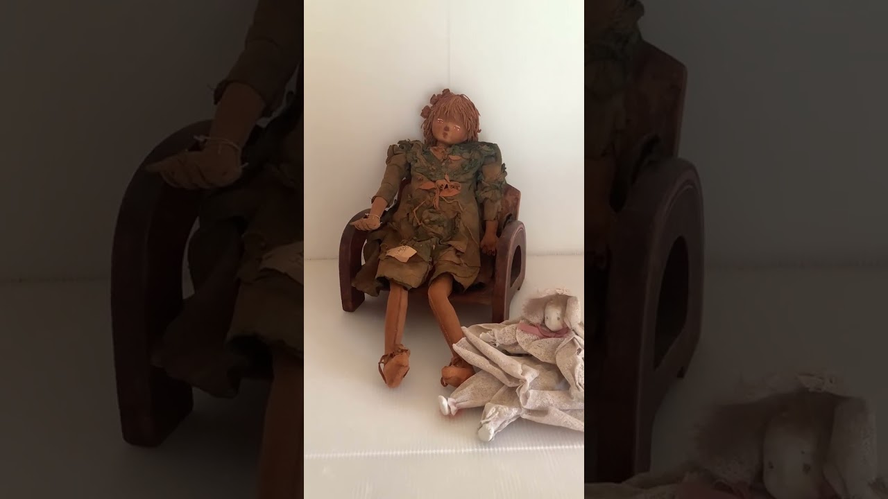MAKO 山下昌子 マコドール DOLL の羊革　アンテイーク人形　椅子付