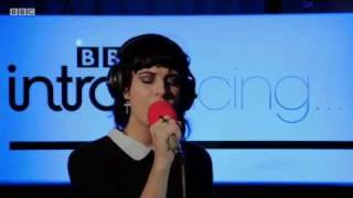 Video thumbnail of "Ren Harvieu - Through the Night(Live for BBC Introducing)"