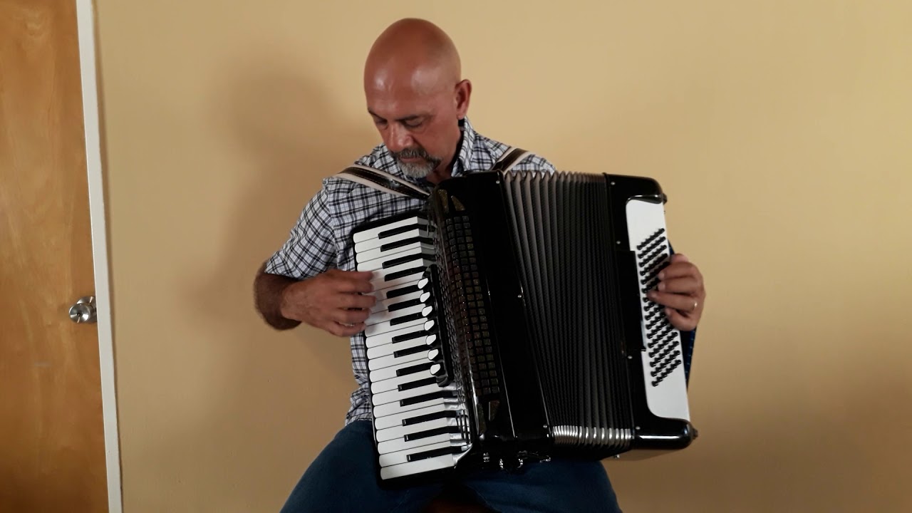 La loca de amor (vals) Acordeón a Piano. / Hugo Ahumada.