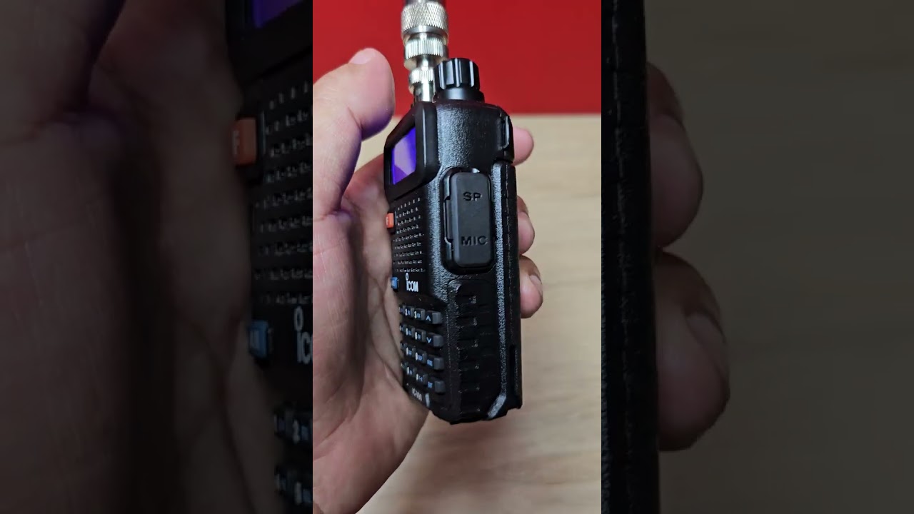 เสียงของ Icom v90