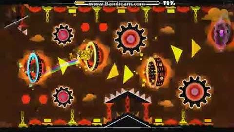 Geometry Dash - Bionic Button by TheRealDarnoc [MEDIUM DEMON]