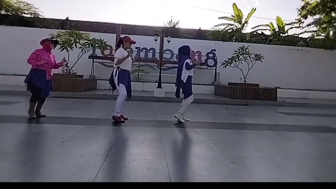 Rindu aku Rindu Kamu line dance/ choreographer Suciati c c q & Kiandra putri! ALL INA) July 2025