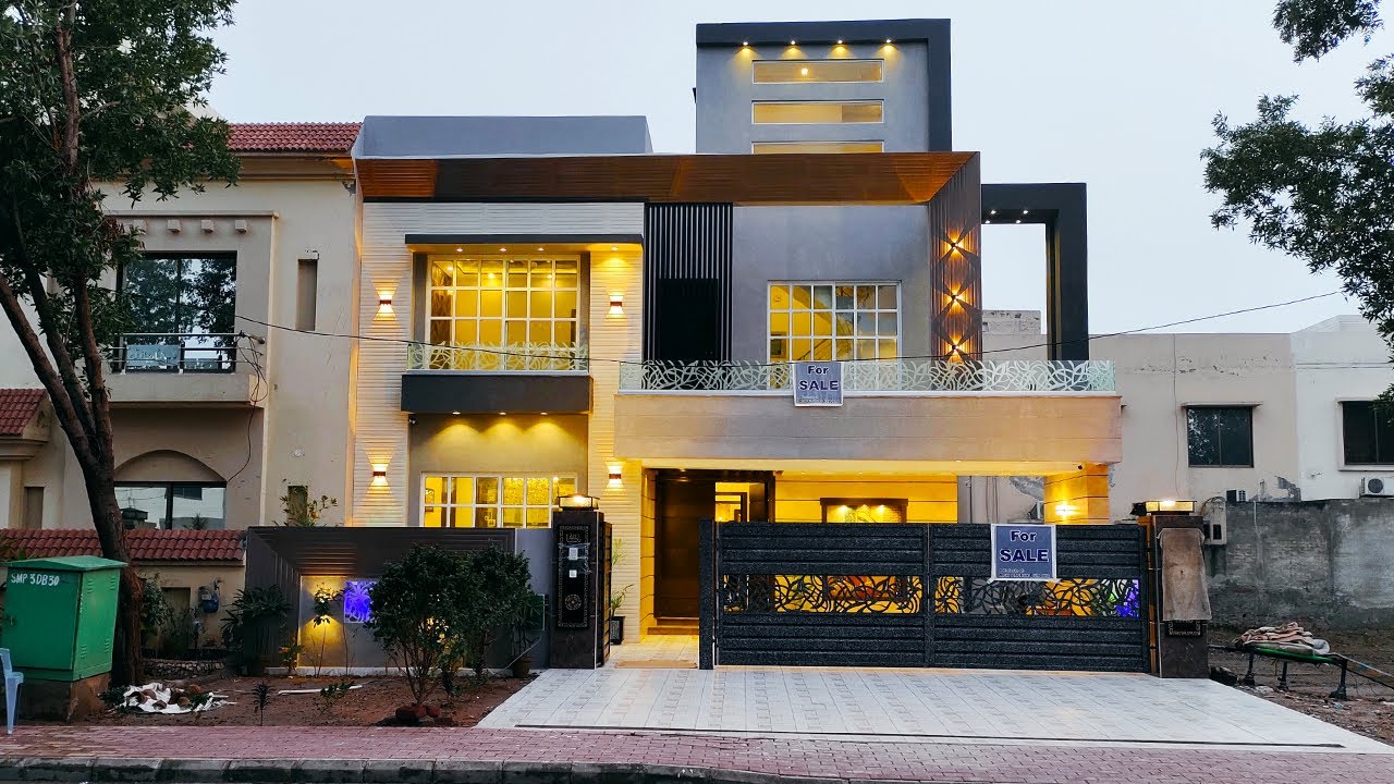 10 Marla Brand New 35x65 Luxurious House 🏡 In Bahria Town Lahore Urdu
