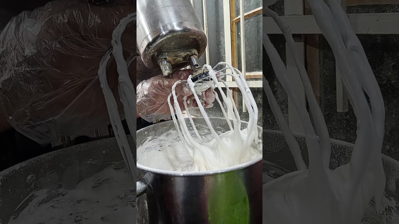 عمل كيكه من بداية العجن الى الشوي