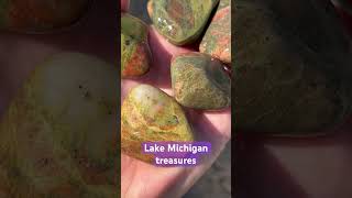Self collected, those greens!!! #rocktumbling #lakemichigan #rockhound #michigan #mentalhealth