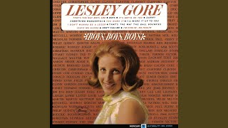 Video thumbnail of "Lesley Gore - Leave Me Alone"
