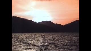 Download lagu Di Ambang Sore - by Amat Amigos