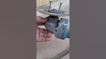 How to Remove Cutting Disc Onto an Angle Grinder #diy #tutorial #youtubeshorts #shorts