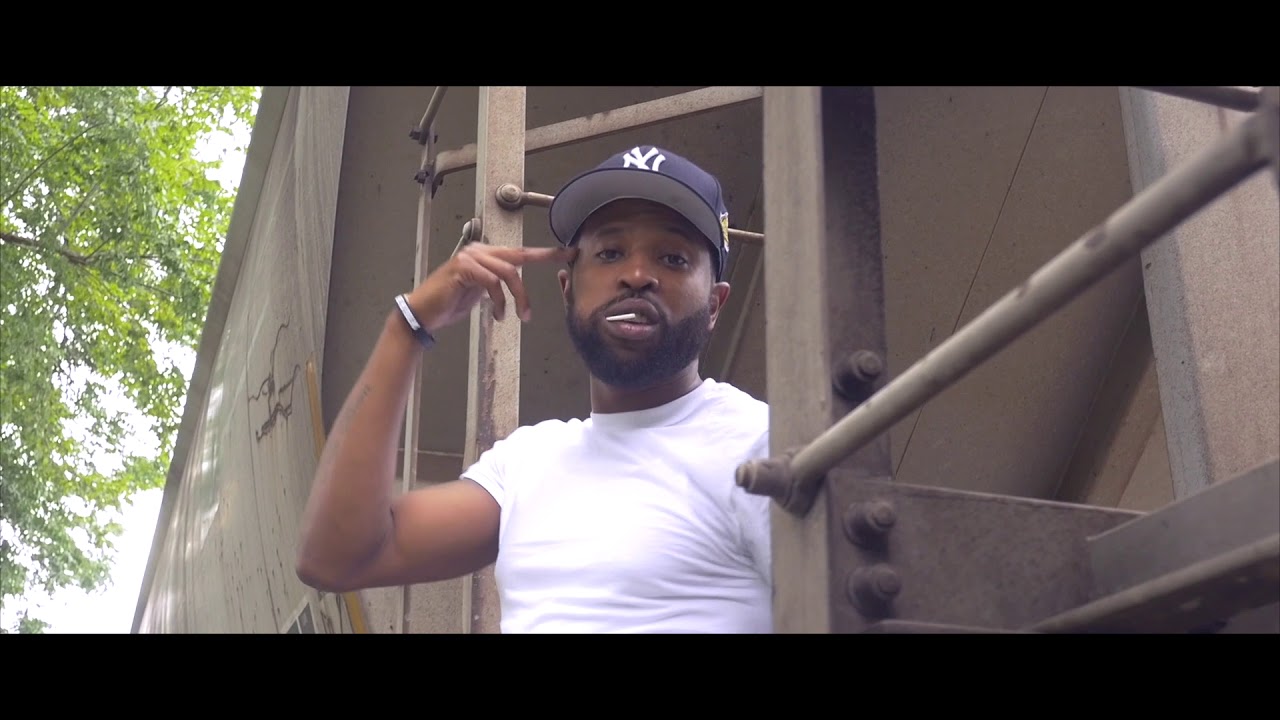 Guarda Dour - Loyalty (Official Video) su YouTube Guarda Dour - Loyalty (Official Video) su YouTube