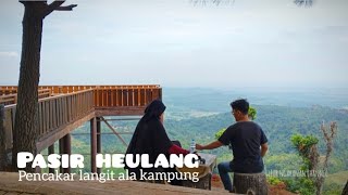 Pemandangan sangat indah dari puncak bukit elang