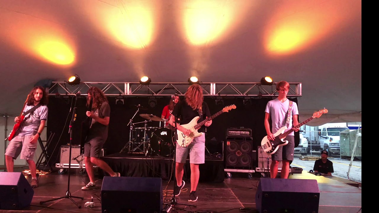 The Lodge At The Dane County Fair second Version Better Quality Audio 