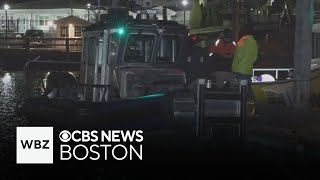 4 rescued as boat capsizes near Point Gammon in Hyannis