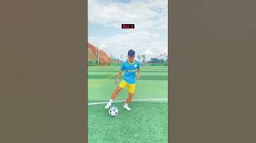 Kiểm soát bóng trên đôi chân của bạn