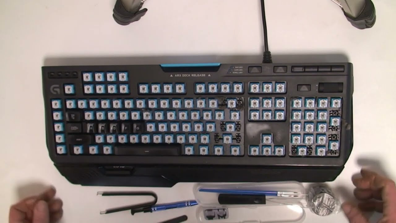 Outlook investering afdeling How to clean and lube a Logitech Mechanical Keyboard to fix sticky key  issues - YouTube