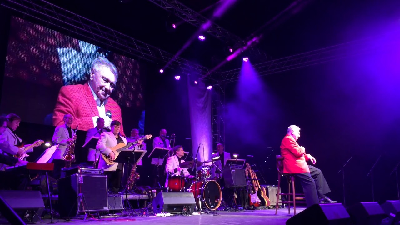 Josef Zíma - Evergreen tour - Rozvíjej se poupátko - Pardubice 2015 - YouTube Yellow Pro