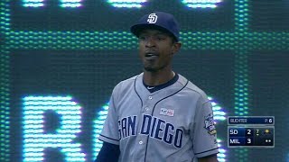 SD@MIL: Melvin Upton Jr. runs down the ball in left