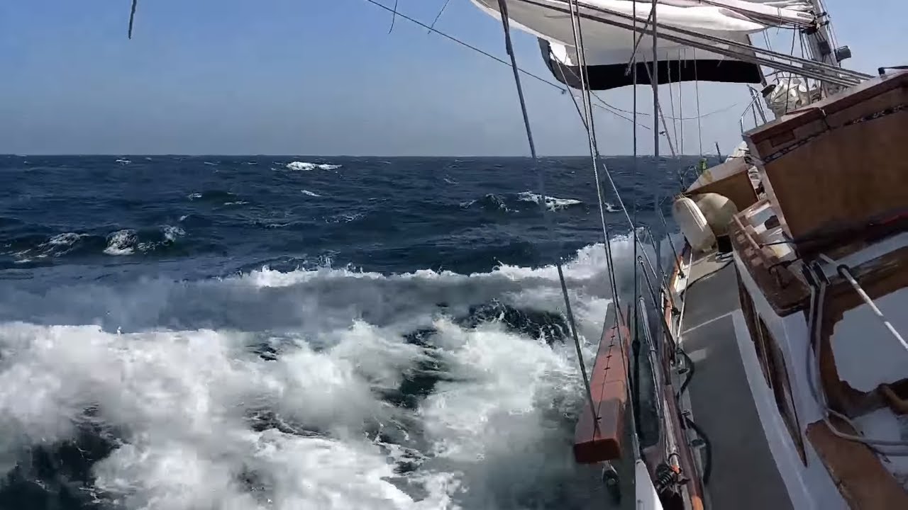 18-03_The Beauty of Wind – Sailing Pacific Baja (sailing ZERO)