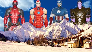 Giant Superheros Dance | SD FRAMES