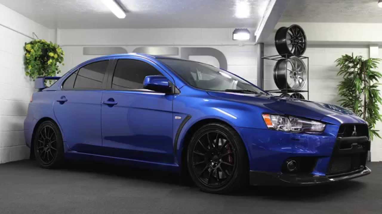 mitsubishi evo x blue