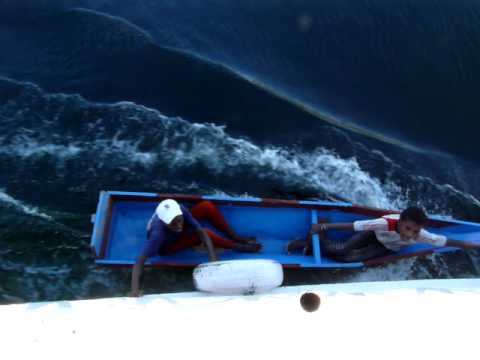 video petit bateau