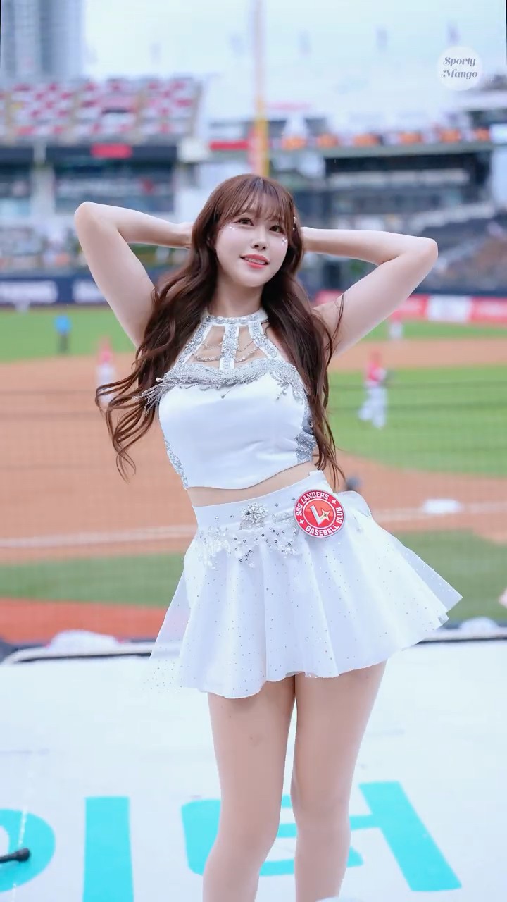 Moshimoshi! 김도아(金渡兒) 치어리더 아웃송