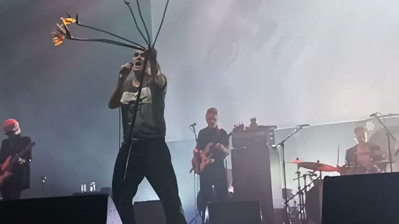 Morrissey - There is a Light that Never Goes Out @ Zenith Arena, Lille, France, March 4, 2026