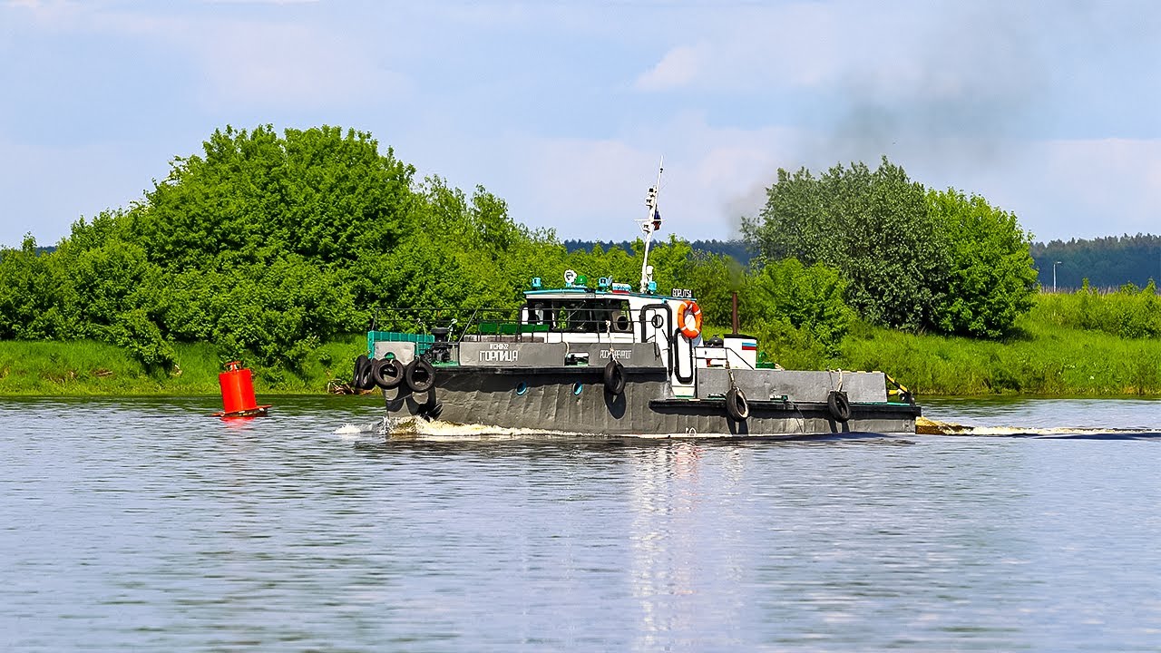 Буксир «Горлица» проекта «Костромич» работает на реке Неман