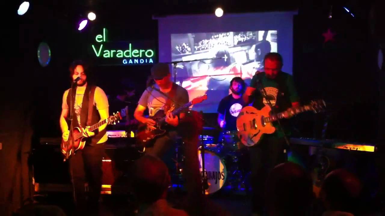 Los Escarabajos tributo a The Beatles - YouTube