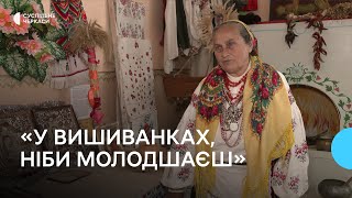 Найцінніше - лежить у скринях: колектив з Черкащини носить столітні вишиванки