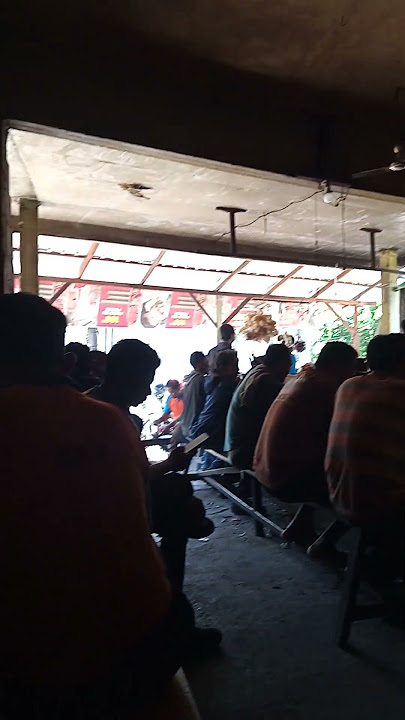 warung kopi legendaris ramai pol sejak dulu👍👍