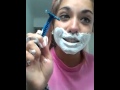 COMO AFEITARSE EL BIGOTE (Maria Becerra)