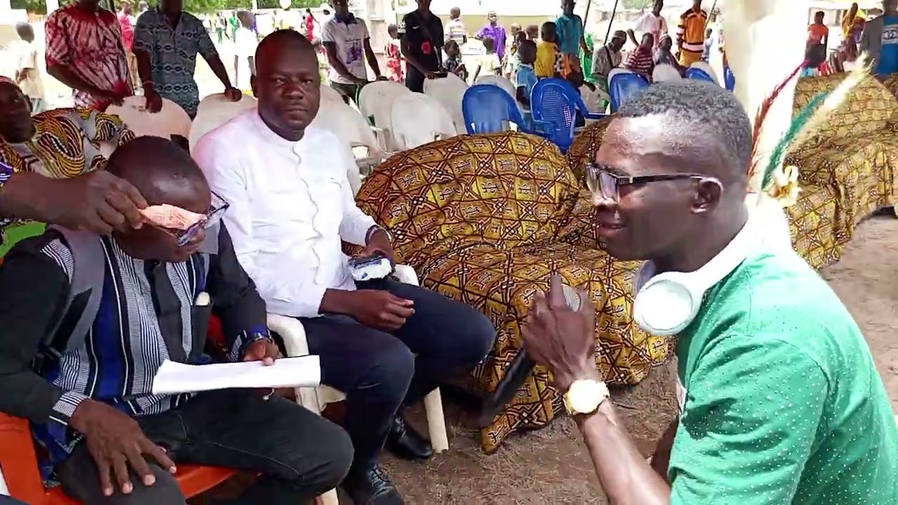 Mahalé Bako a Dougba pour la fête de lumière 