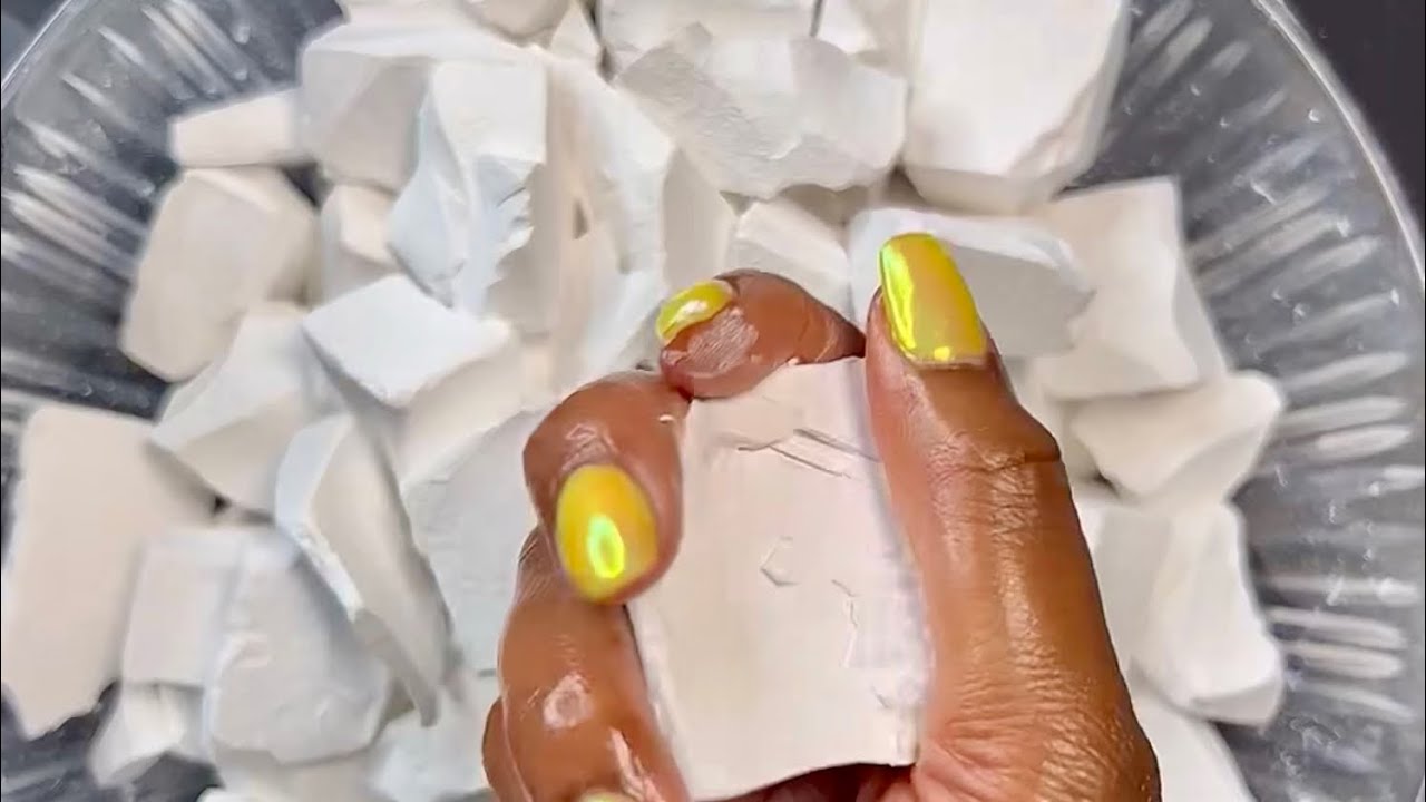 ✨🤤Fresh Chalk Chunks🤤✨ Gymchalk• Sleep Aid• Stress Relief• Just Relax 💆🏽‍♀️