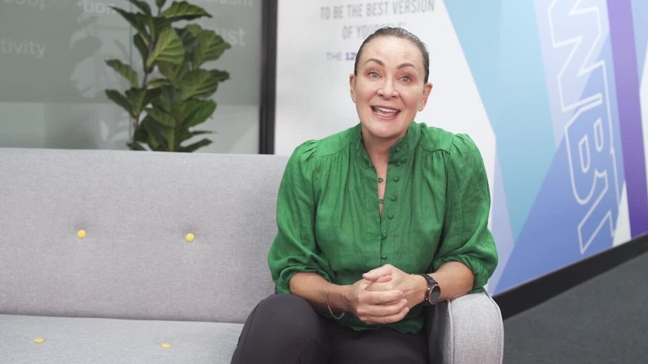 How To Manage The Stages Of Menopause