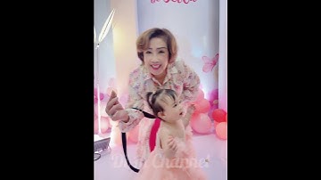 NSND LỆ THUỶ mừng thôi nôi em bé Lita quá trời thấy cưng luôn các bạn ơi 😍😍😍