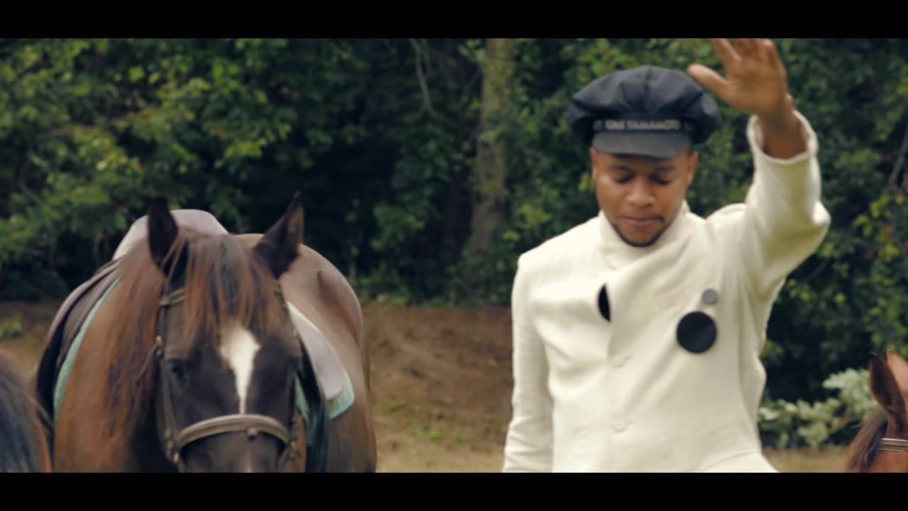 KUBUYUYU feat MJ30 ANTI-MODE Mfumu ya Yohji dans Paris