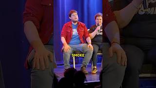 Audience member joins an improv show 🎙️