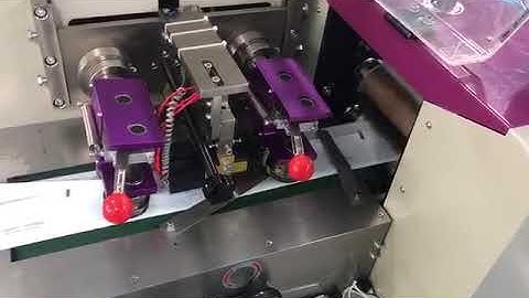 Flow Wrapping Machine/Flow Pack/Pillow Packing machine/Mask Packaging Machine/surgical mask Packing